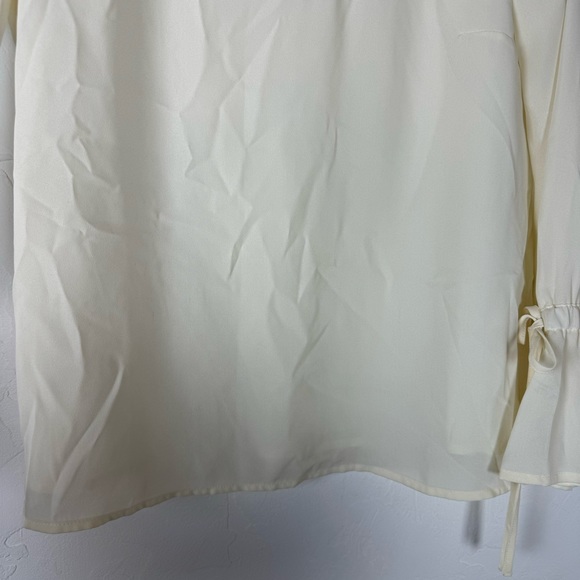 J Crew Blouse Shirt Top Bow Sleeve Solid Ivory White Cream Lined V Neckline Knit - Picture 5 of 8